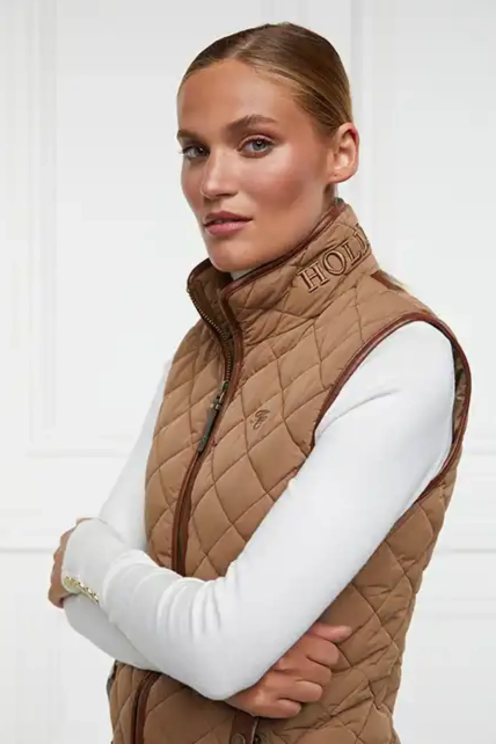 Holland Cooper Country Quilted Gilet Coffee Clearance