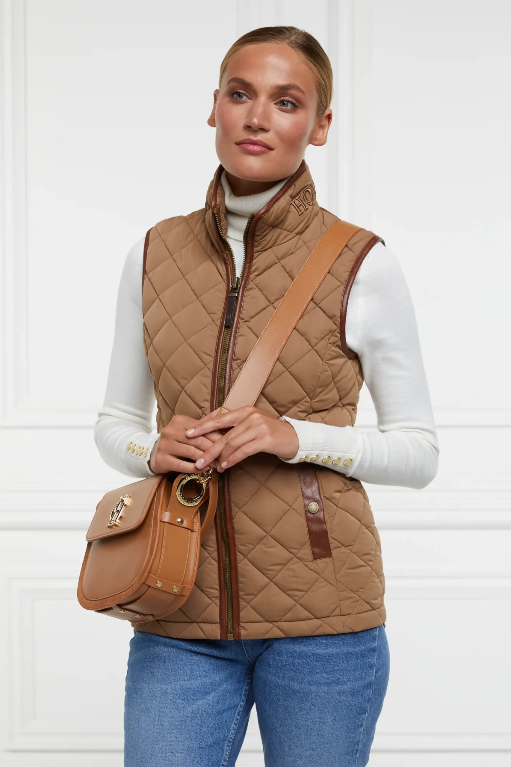 Holland Cooper Country Quilted Gilet Coffee Clearance