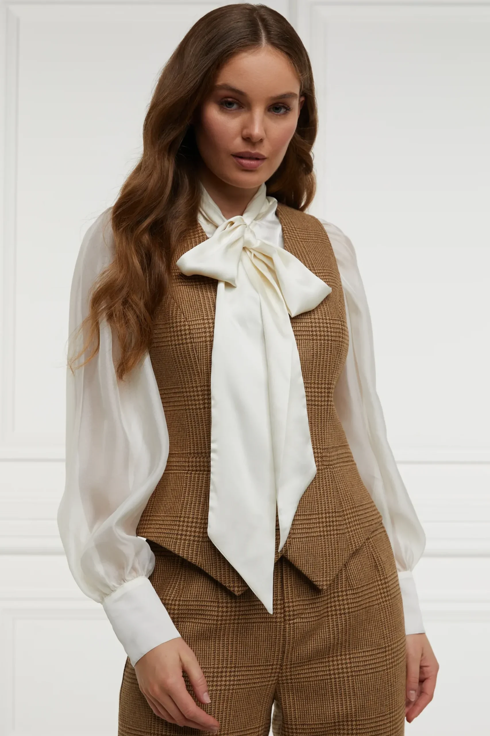 Holland Cooper Hampton Waistcoat Tawny Best