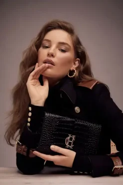 Holland Cooper Highbury Clutch Bag Black Gold Discount