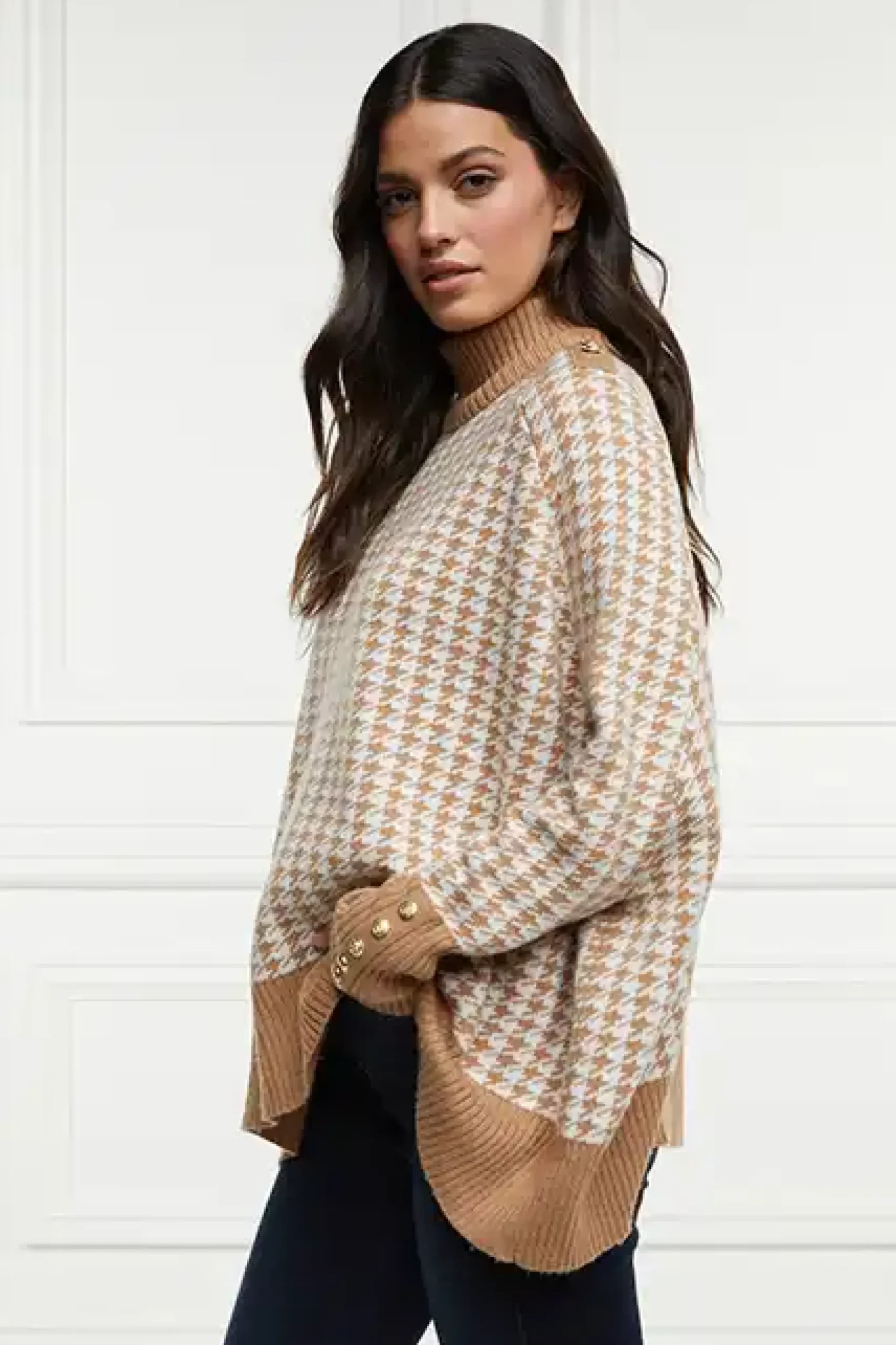 Holland Cooper Kingsbury Cape Knit Camel Houndstooth Online