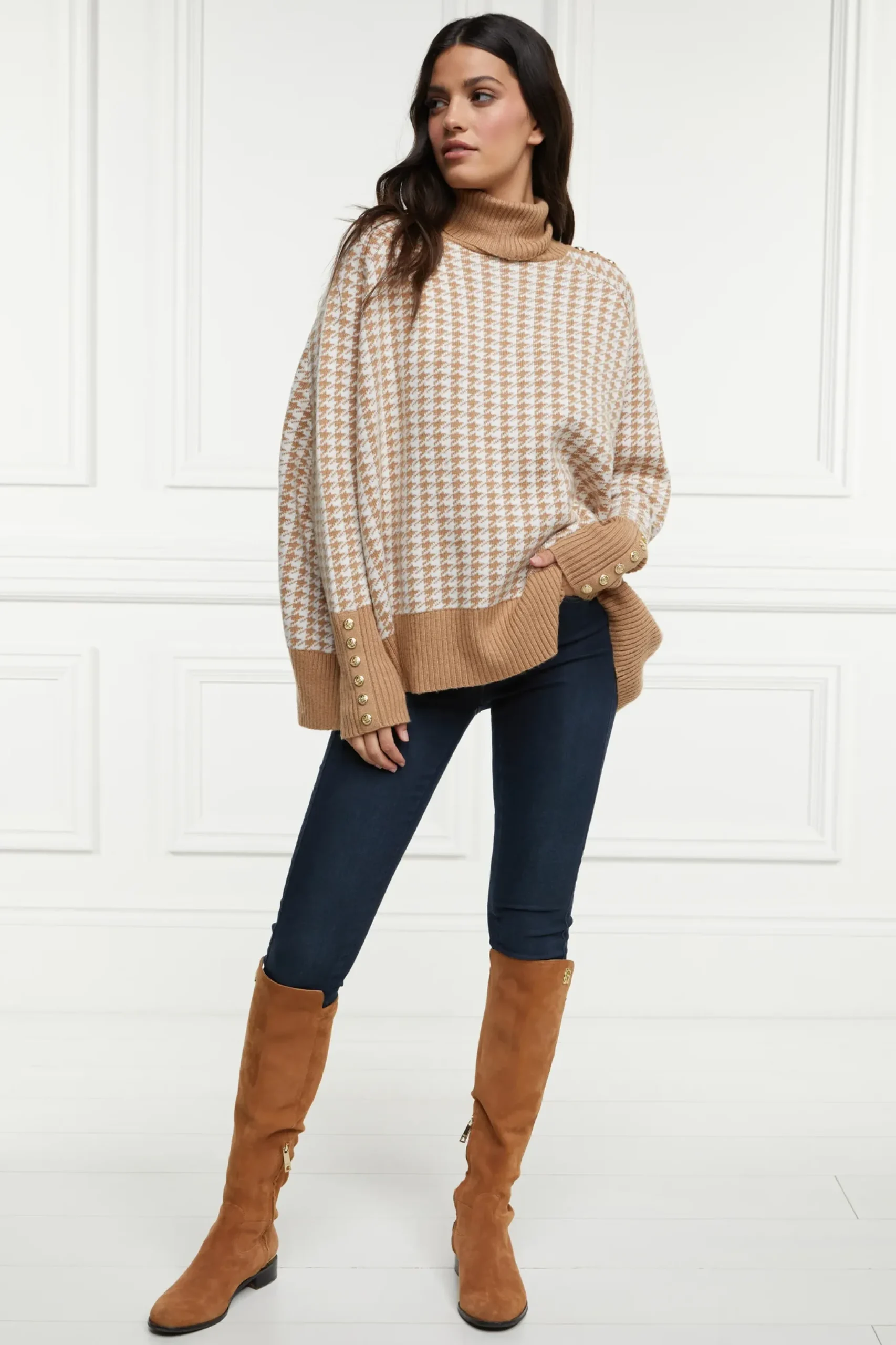 Holland Cooper Kingsbury Cape Knit Camel Houndstooth Online