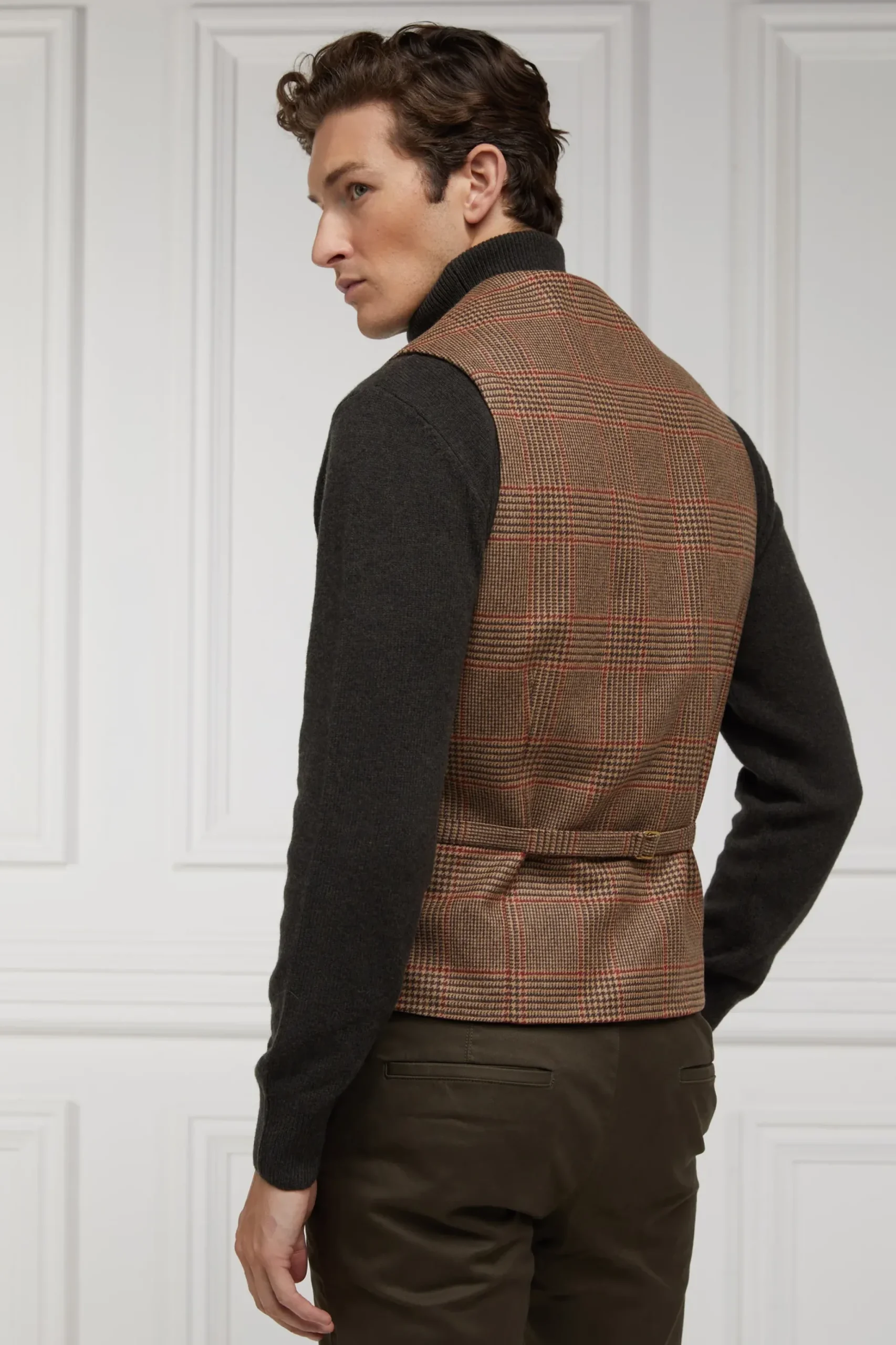 Holland Cooper St James Waistcoat Clarence Check Merlot Clearance