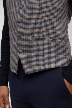 Holland Cooper St James Waistcoat Prince of Wales Navy
