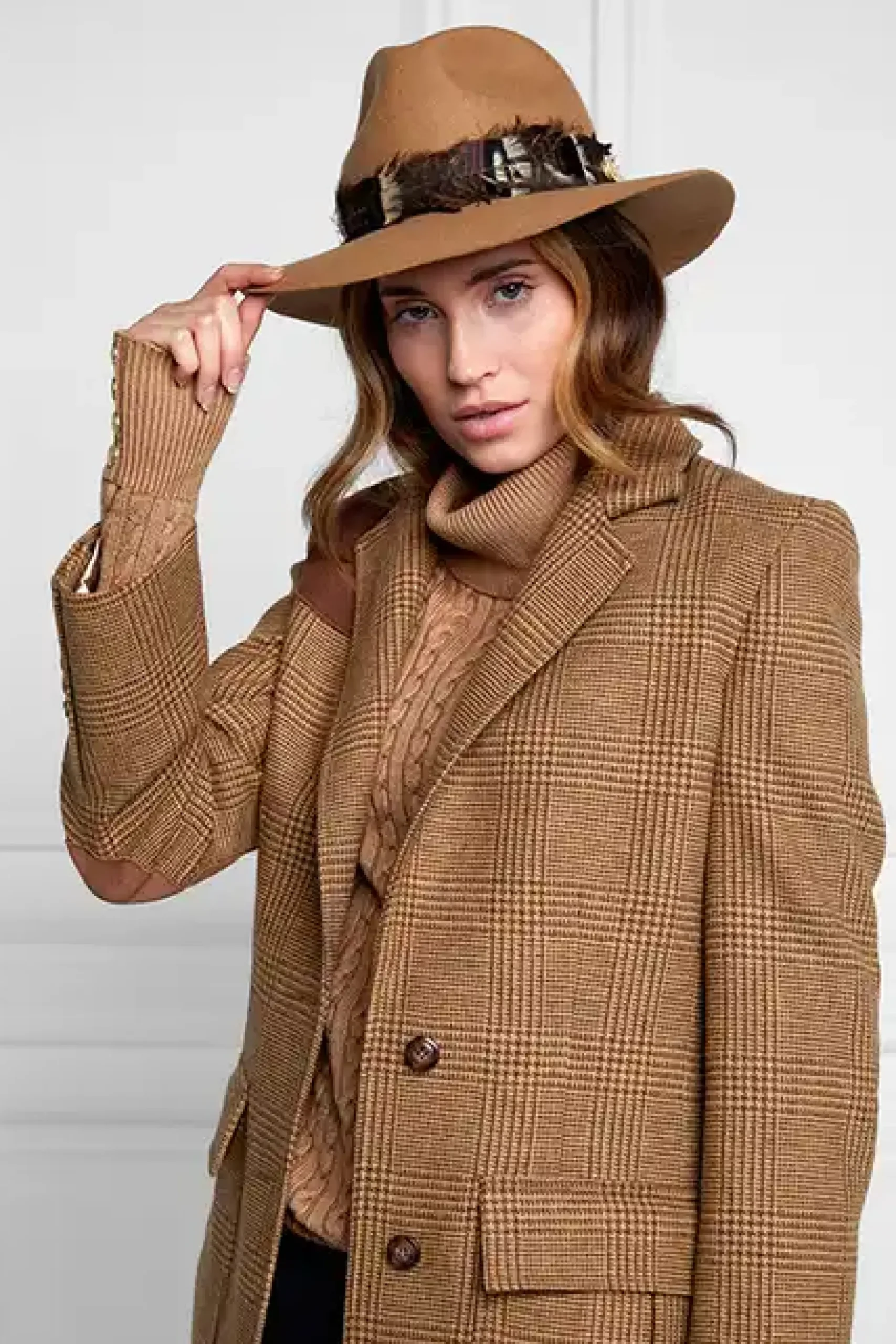 Holland Cooper Trilby Hat Iridescent Feather Band Camel Clearance